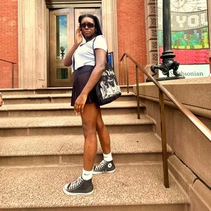 Meet your Posher, Trinity